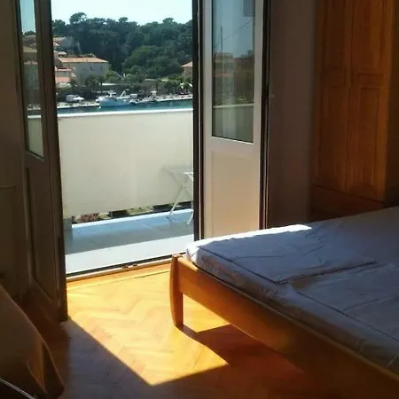Lavander With Private Bathroom Раб